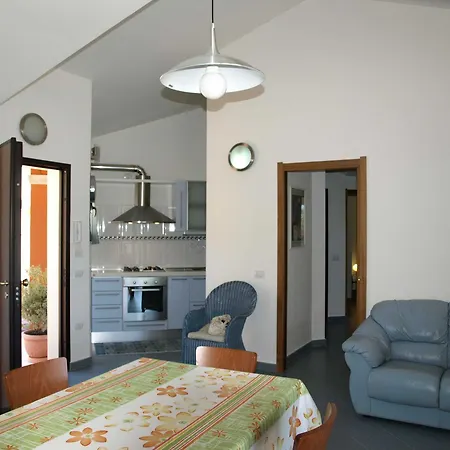 Holiday home Le Domus De *