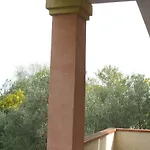 Le Domus De *
