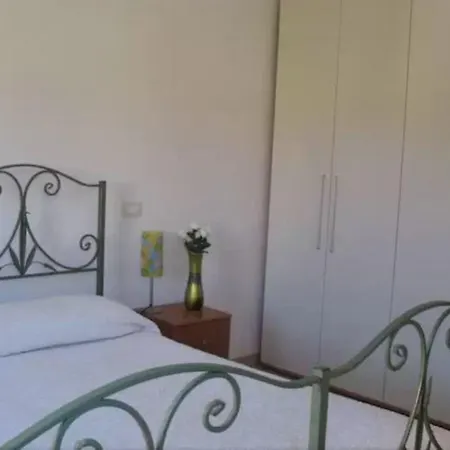 Holiday home Le Domus De *
