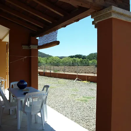 Le Domus De * Chia