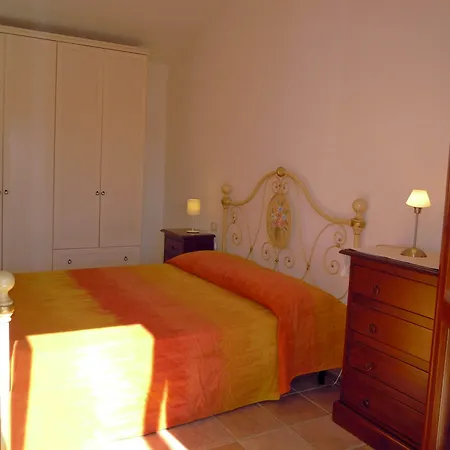 Le Domus De * קיה