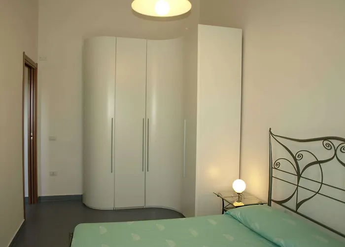 Le Domus De Nyaraló